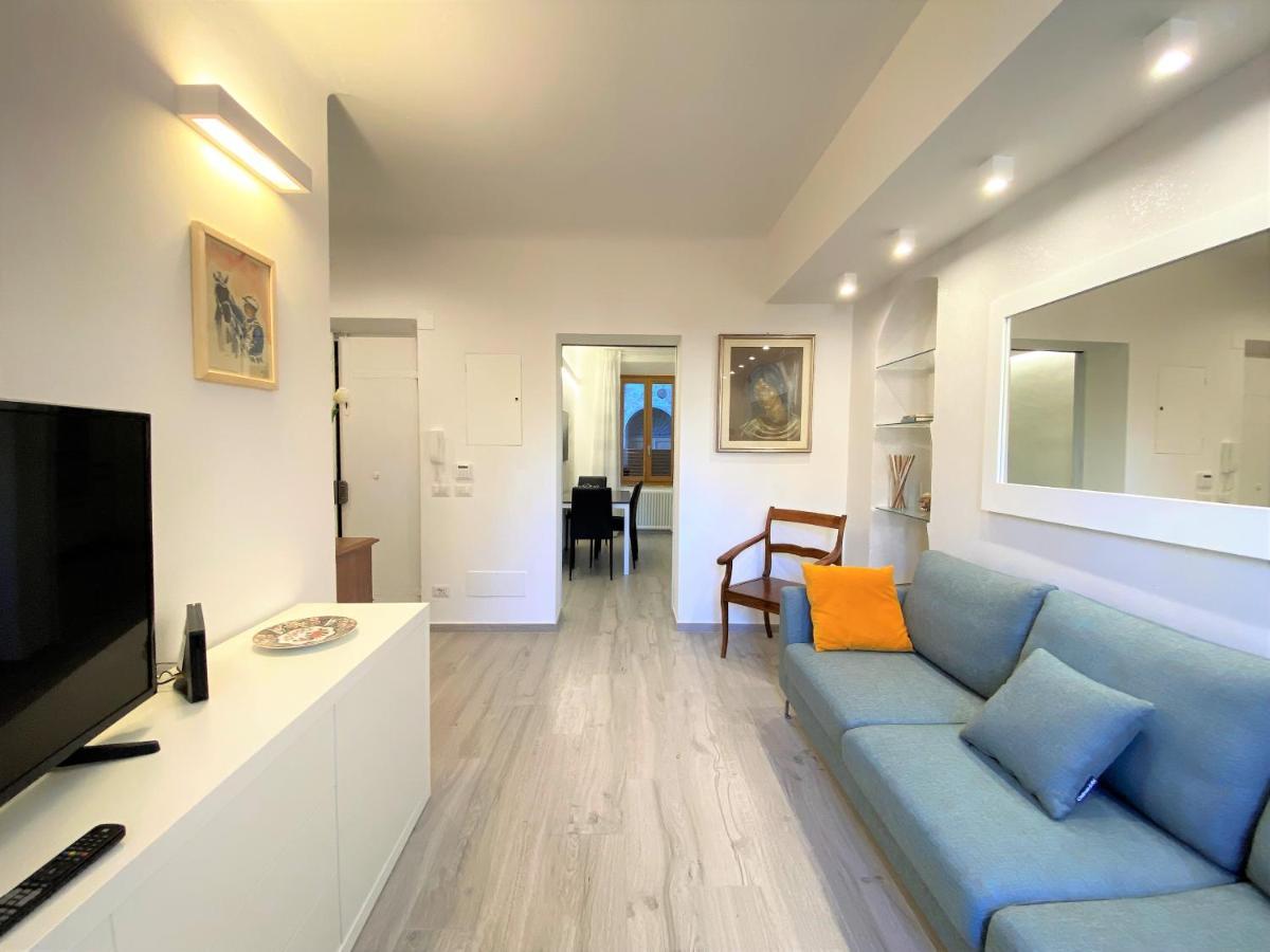 Casa Stella- A Due Passi Dal Corso Di Siena Lejlighed Eksteriør billede