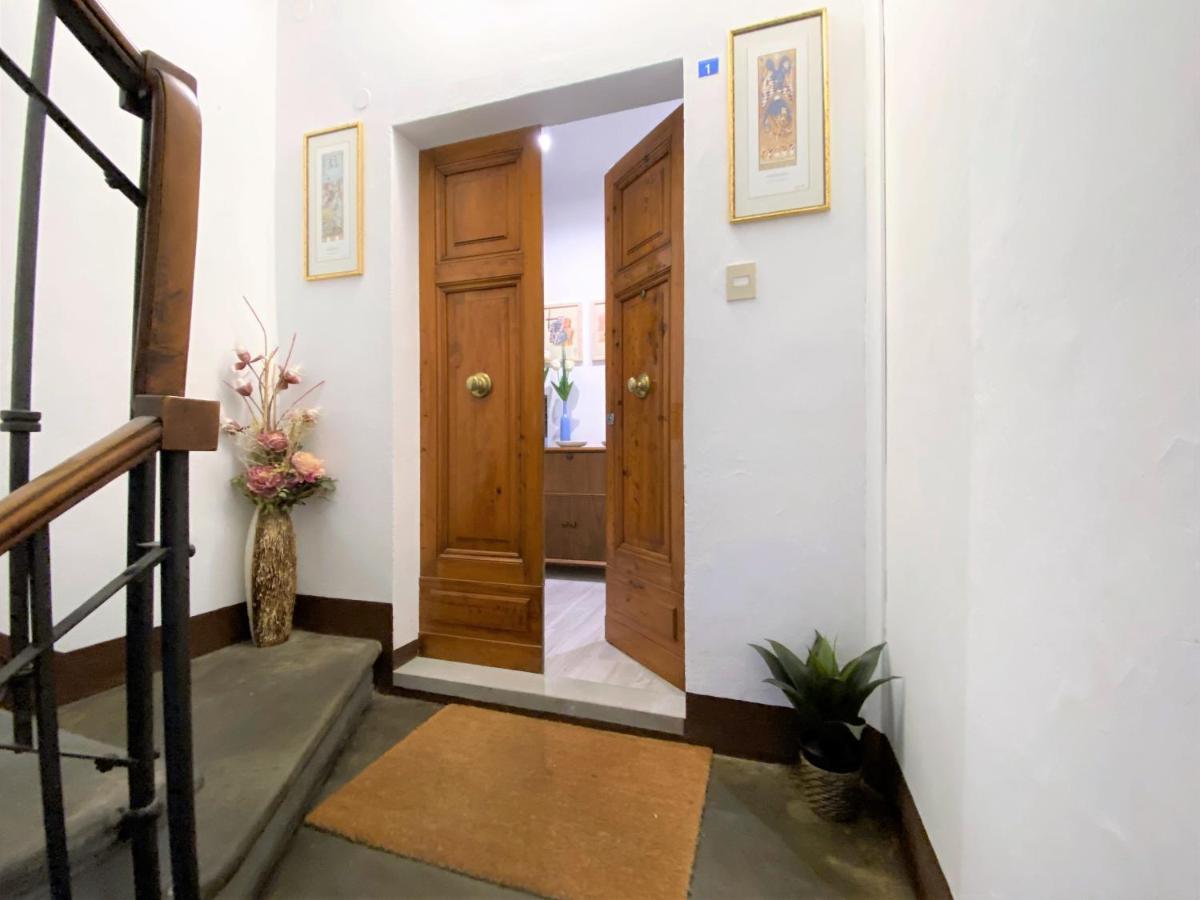 Casa Stella- A Due Passi Dal Corso Di Siena Lejlighed Eksteriør billede